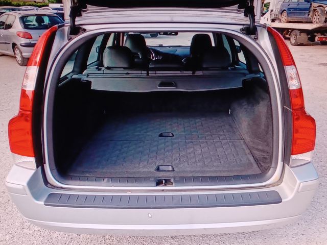 bontott VOLVO V70 Hátsó Lökhárító (Üresen)