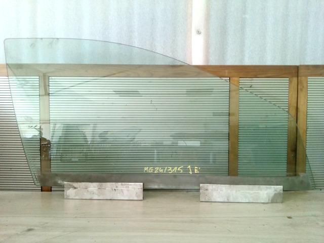 bontott VOLVO V70 Jobb első Ablak