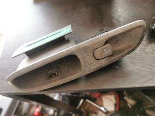 bontott VOLVO V70 Jobb első Ablakemelő Kapcsoló