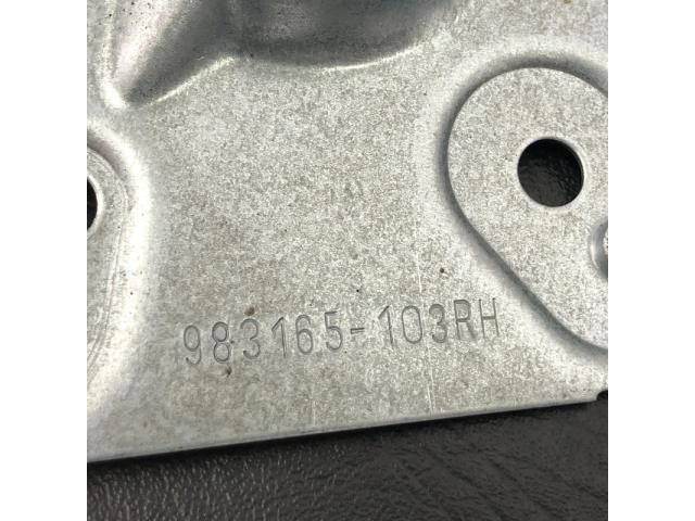 bontott VOLVO V70 Jobb első Ablakemelő Szerkezet (Elektromos)