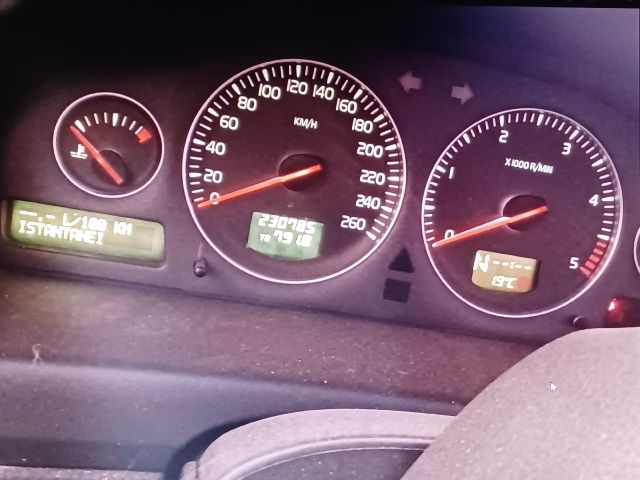 bontott VOLVO V70 Jobb első Ajtó Díszléc