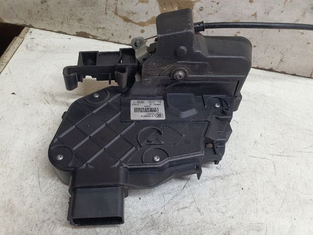 bontott VOLVO V70 Jobb első Ajtózár