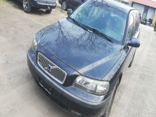 bontott VOLVO V70 Jobb első Negyed Karosszéria Csomag