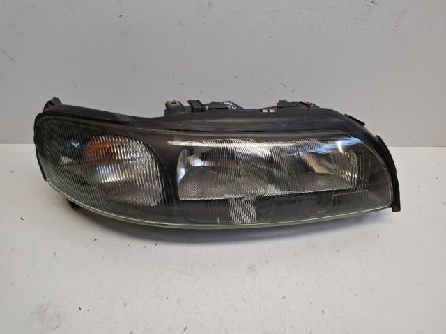 bontott VOLVO V70 Jobb Fényszóró