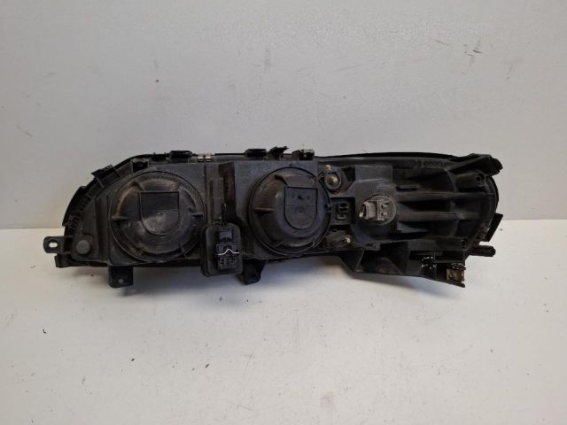 bontott VOLVO V70 Jobb Fényszóró