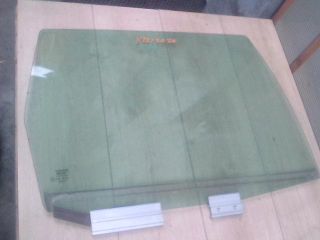 bontott VOLVO V70 Jobb hátsó Ablak