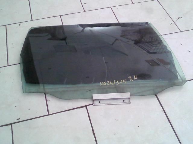 bontott VOLVO V70 Jobb hátsó Ablak