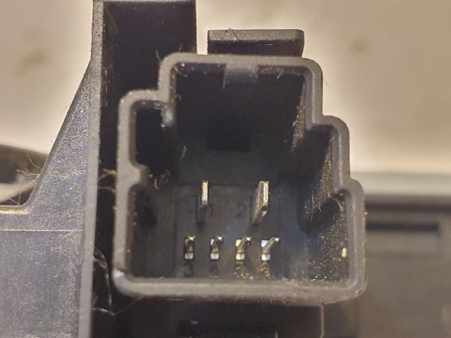 bontott VOLVO V70 Jobb hátsó Ablakemelő Motor