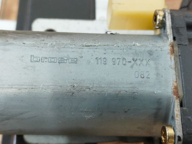 bontott VOLVO V70 Jobb hátsó Ablakemelő Szerkezet (Elektromos)