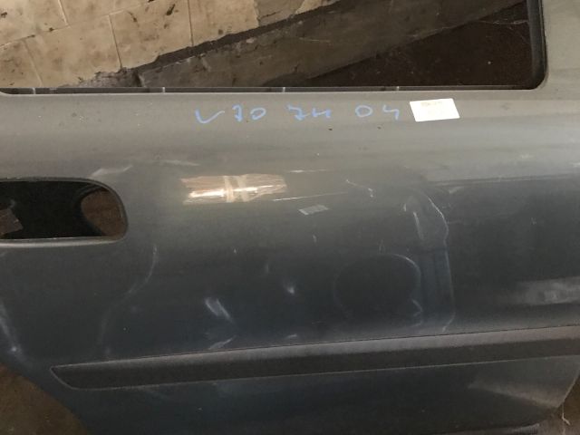 bontott VOLVO V70 Jobb hátsó Ajtó (Üres lemez)