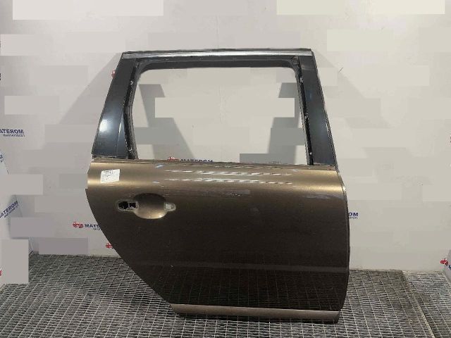 bontott VOLVO V70 Jobb hátsó Ajtó (Üres lemez)