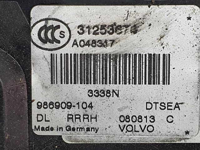 bontott VOLVO V70 Jobb hátsó Ajtózár