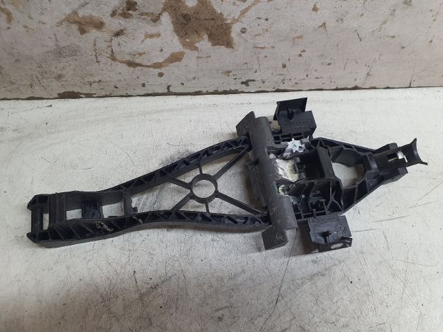 bontott VOLVO V70 Jobb hátsó Külső Kilincsfészek