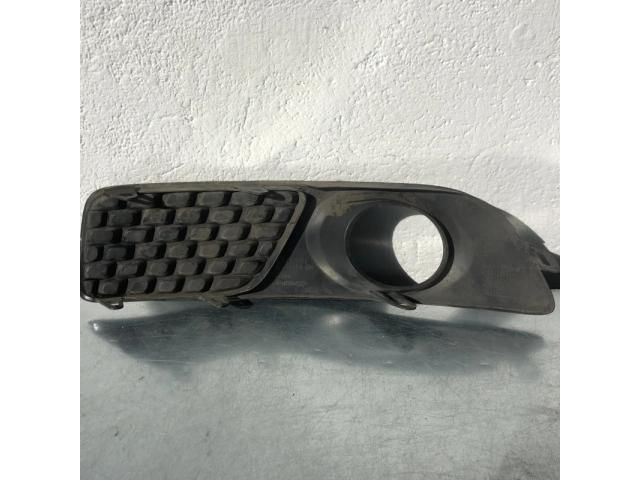 bontott VOLVO V70 Jobb Ködlámpa Rács