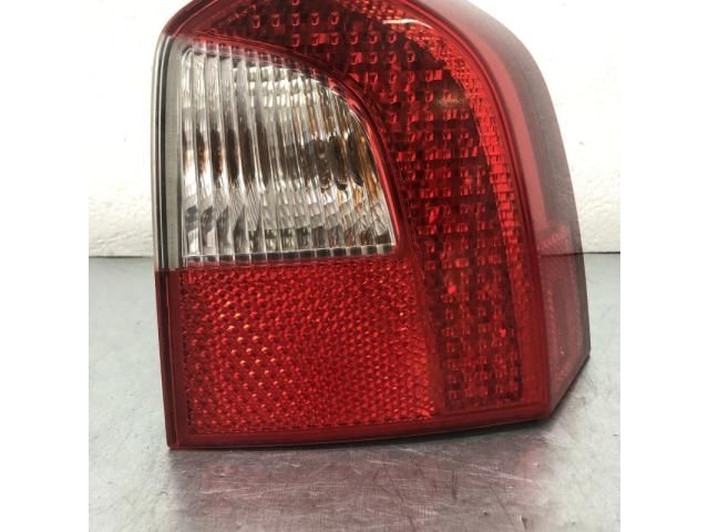 bontott VOLVO V70 Jobb Külső Hátsó Lámpa
