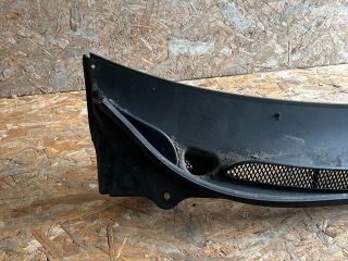 bontott VOLVO V70 Levélrács