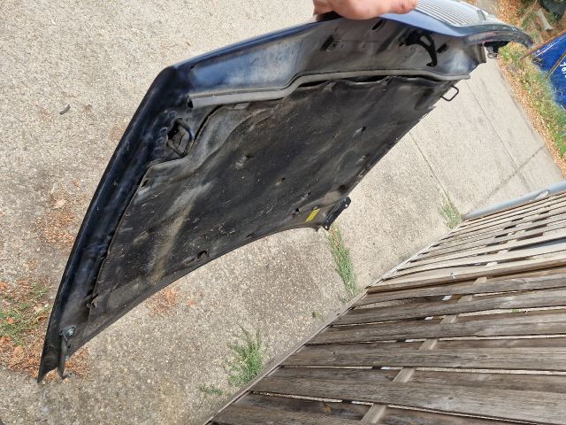 bontott VOLVO V70 Motorháztető