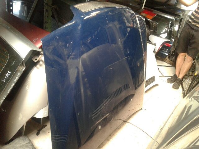 bontott VOLVO V70 Motorháztető