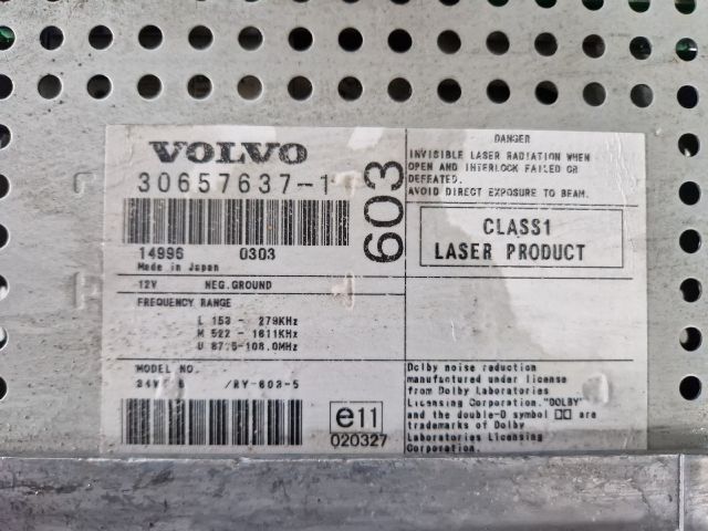 bontott VOLVO V70 Rádió / CD