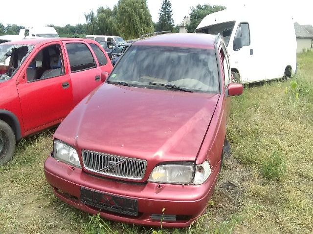 bontott VOLVO V70 Tankajtó