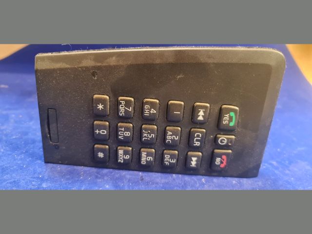bontott VOLVO V70 XC Telefon Elektronika