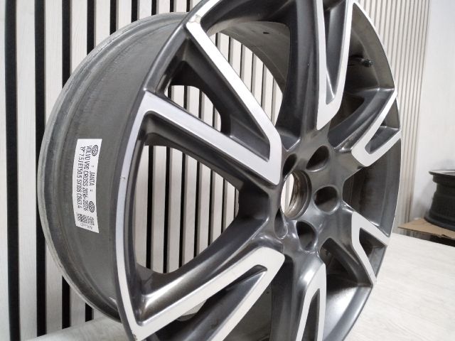 bontott VOLVO V90 Alufelni (1 db)