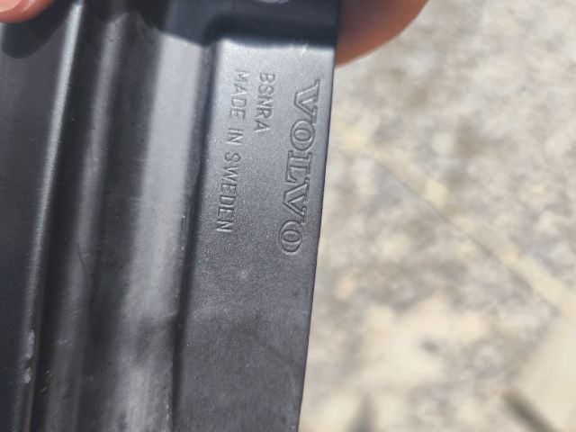 bontott VOLVO V90 Bal első Sárvédő