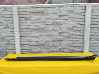 bontott VOLVO V90 Bal Küszöb