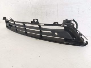 bontott VOLVO V90 Első Lökhárító Alsó Középső Díszrács