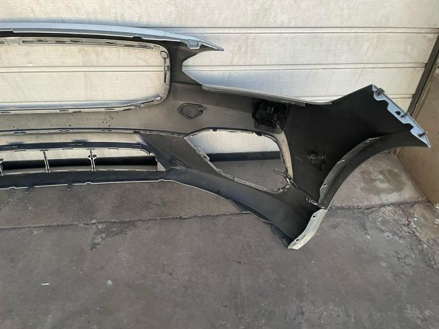 bontott VOLVO V90 Első Lökhárító (Üresen)