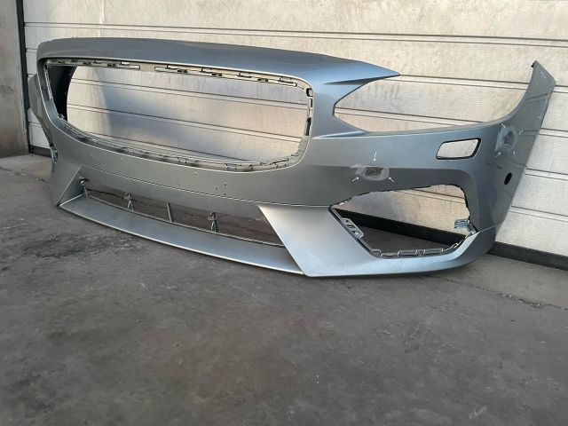 bontott VOLVO V90 Első Lökhárító (Üresen)