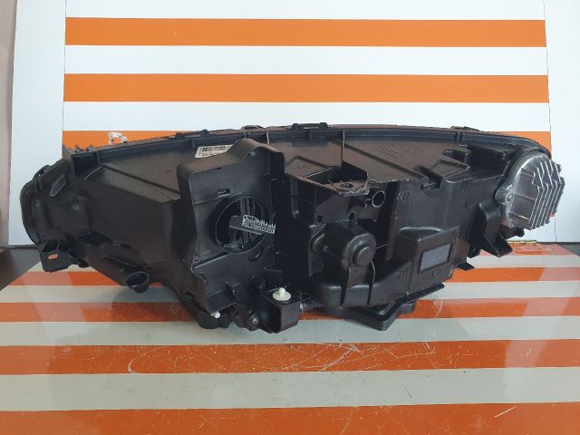 bontott VOLVO V90 Jobb Fényszóró