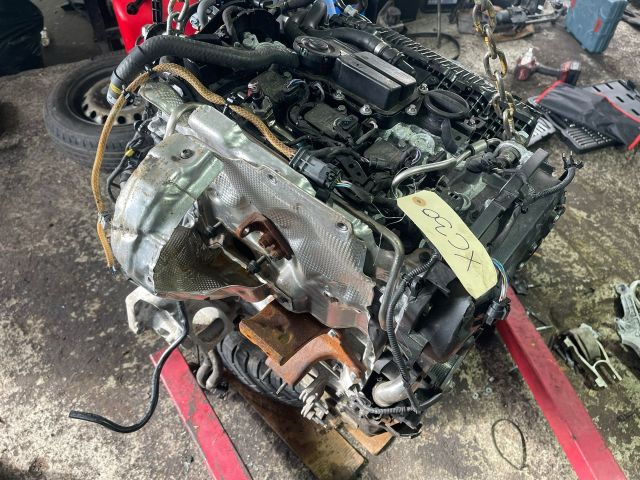 bontott VOLVO XC40 Komplett Motor (Segédberendezésekkel)