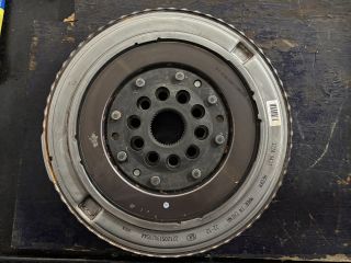 bontott VOLVO XC40 Kettős tömegű Lendkerék