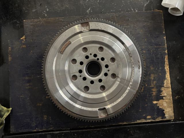 bontott VOLVO XC40 Kettős tömegű Lendkerék