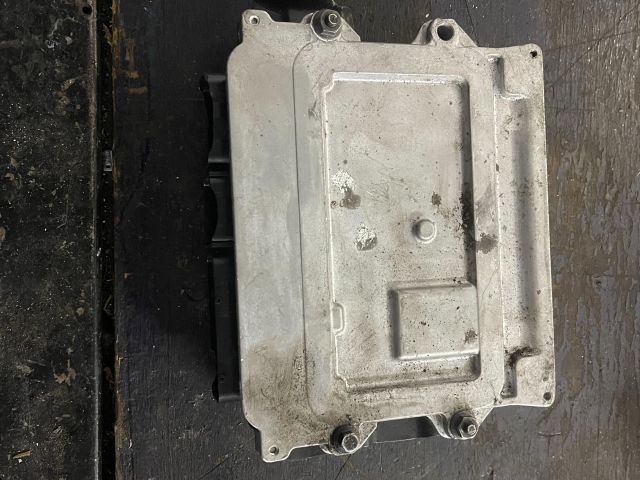 bontott VOLVO XC40 Motorvezérlő