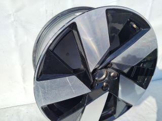 bontott VOLVO XC40 Alufelni (1 db)