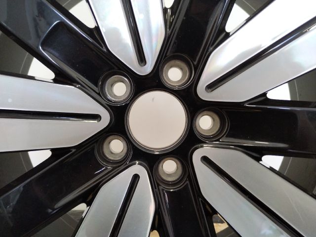 bontott VOLVO XC40 Alufelni (1 db)