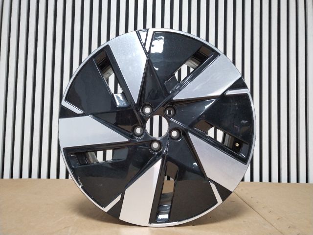 bontott VOLVO XC40 Alufelni (1 db)