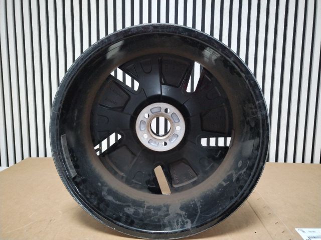 bontott VOLVO XC40 Alufelni (1 db)