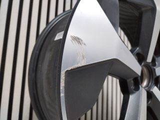 bontott VOLVO XC40 Alufelni (1 db)