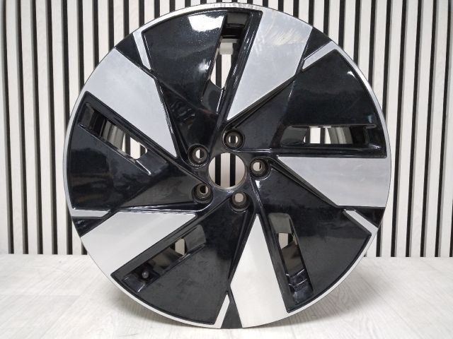 bontott VOLVO XC40 Alufelni (1 db)