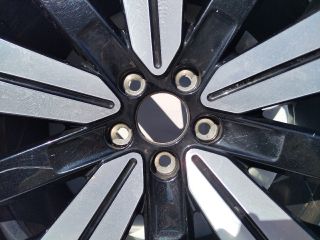 bontott VOLVO XC40 Alufelni (1 db)