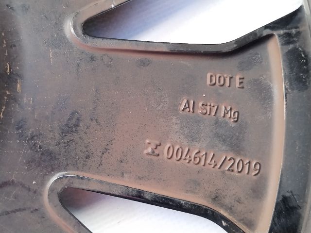 bontott VOLVO XC40 Alufelni (1 db)