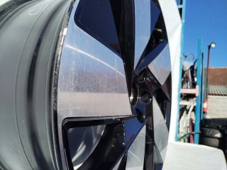 bontott VOLVO XC40 Alufelni (1 db)