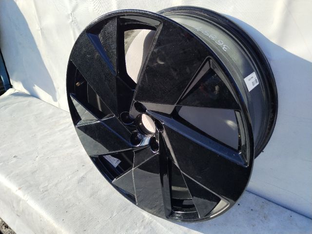 bontott VOLVO XC40 Alufelni (1 db)