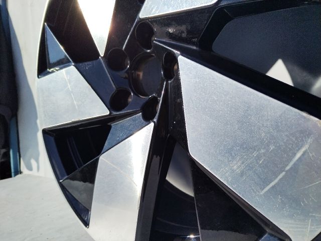 bontott VOLVO XC40 Alufelni (1 db)