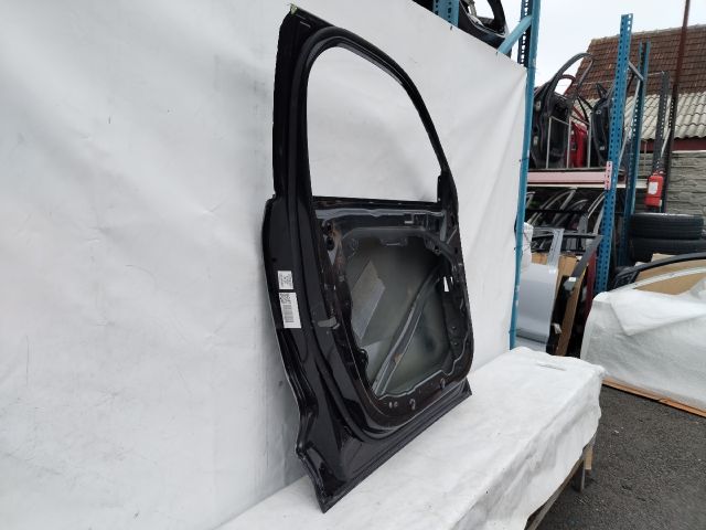 bontott VOLVO XC40 Bal első Ajtó (Üres lemez)