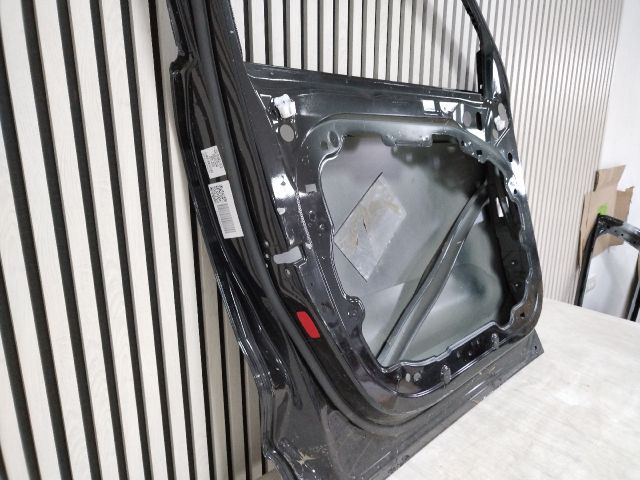 bontott VOLVO XC40 Bal első Ajtó (Üres lemez)