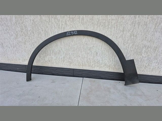 bontott VOLVO XC40 Bal első Sárvédő Díszléc